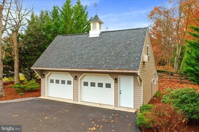 $577,000 | 75 Wampum Lane, Hedgesville, WV 25427