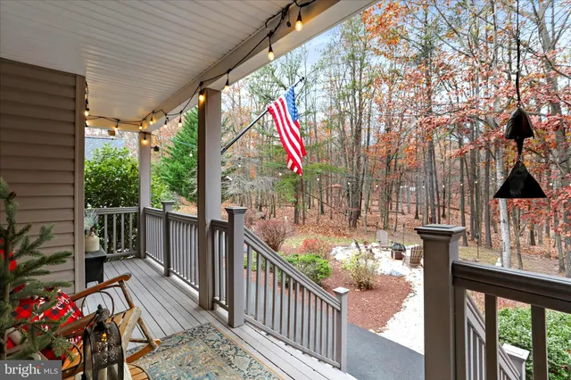 $577,000 | 75 Wampum Lane, Hedgesville, WV 25427