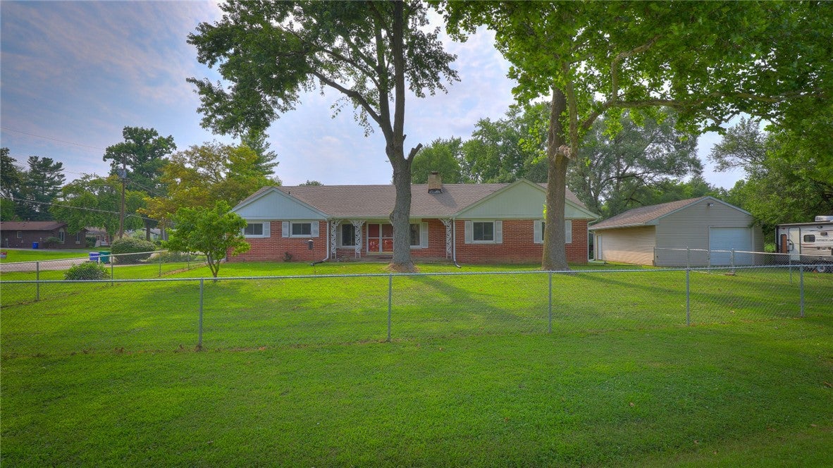 1602 West Melrose Court Decatur, IL 62526 - Photo 1 of 36 Gallery Image 1