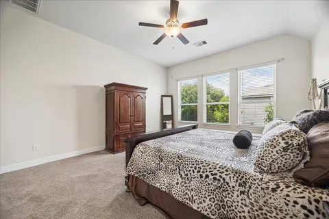 $360,000 | 3118 Golden Honey Lane, Richmond, TX 77406