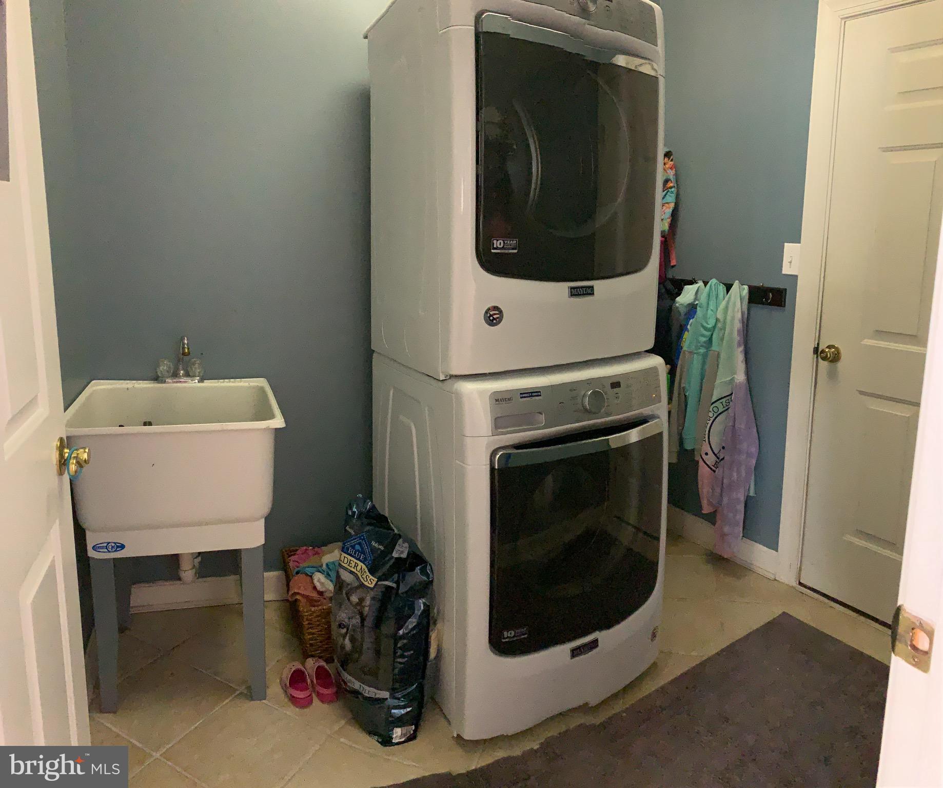314 Powell Circle Berlin, MD 21811 - Photo 12 of 20 Laundry Room that leads to Garage