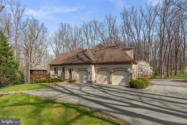 $2,750,000 | 11223 River View Drive, Potomac, MD 20854