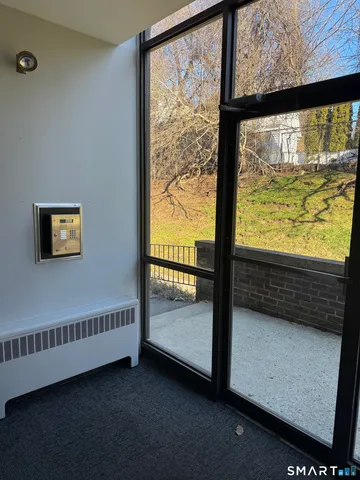 $144,900 | 235 Henry Avenue, Unit 12G, Stratford, CT 06614