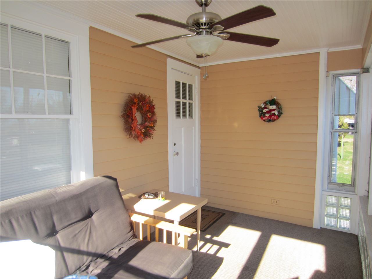 538 Pfeiffer Road Evansville, IN 47711 - Photo 3 of 20 Gallery Image 3