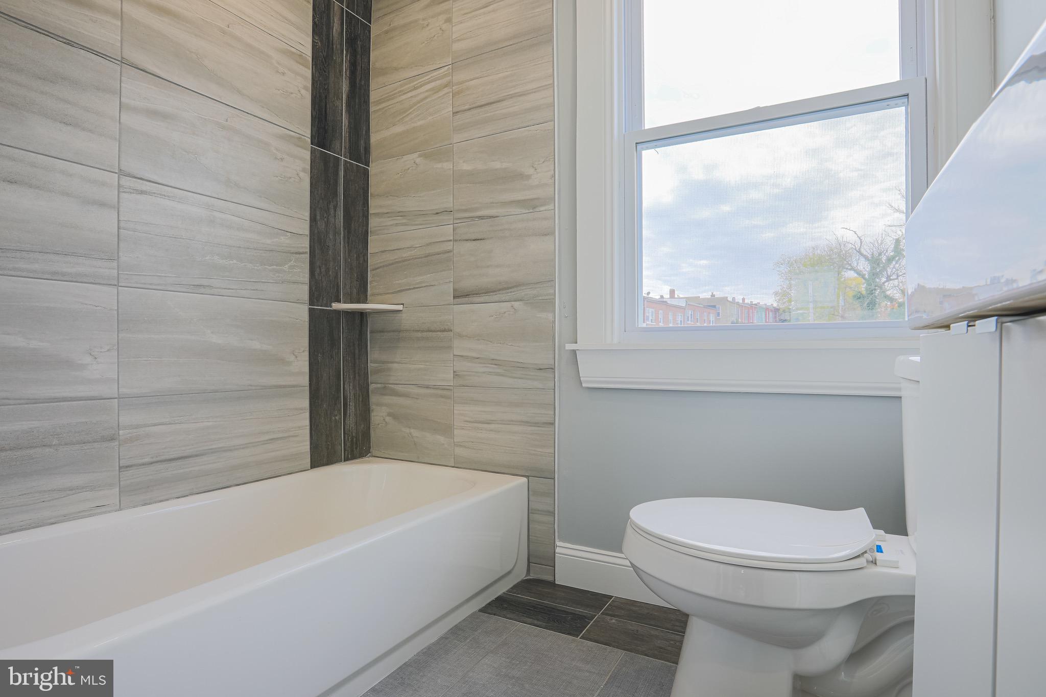 4209 Roland View Avenue Baltimore, MD 21215 - Photo 15 of 21 Main Bath