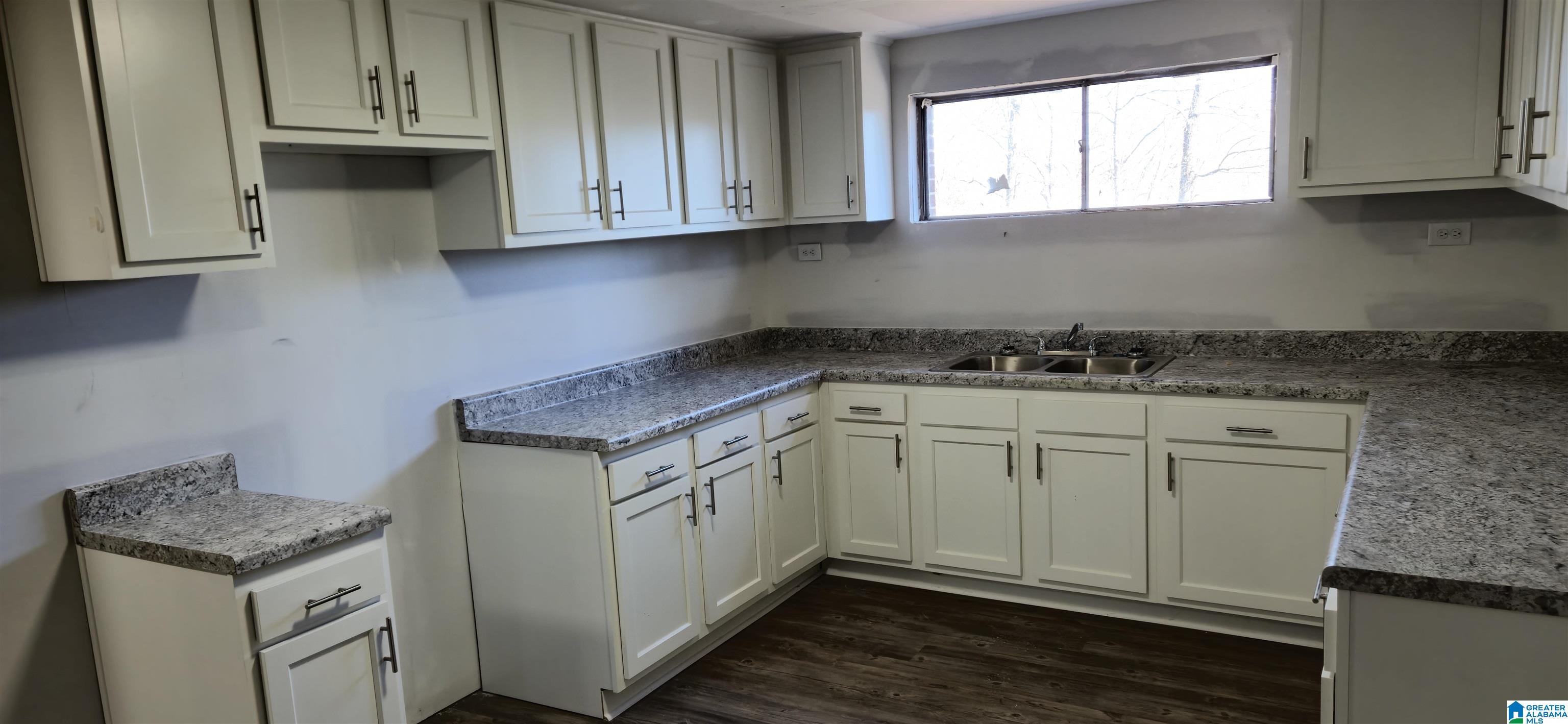 8897 Bradford Trafford Road Pinson, AL 35126 - Photo 10 of 21