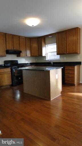 4335 Rhett Butler Court Huntingtown, MD 20639 - Photo 11 of 25 Kitchen