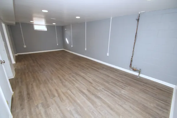 $220,000 | 6711 Ridge Drive, Davenport, IA 52806