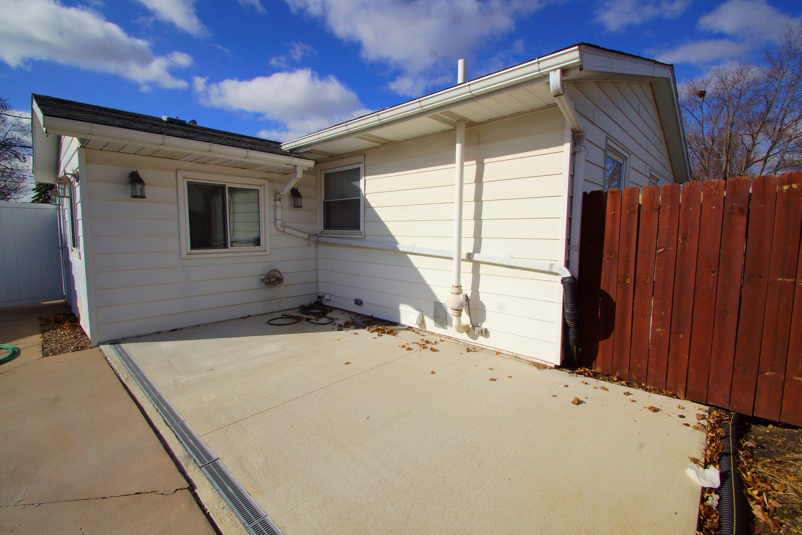 6711 Ridge Drive Davenport, IA 52806 - Photo 20 of 25