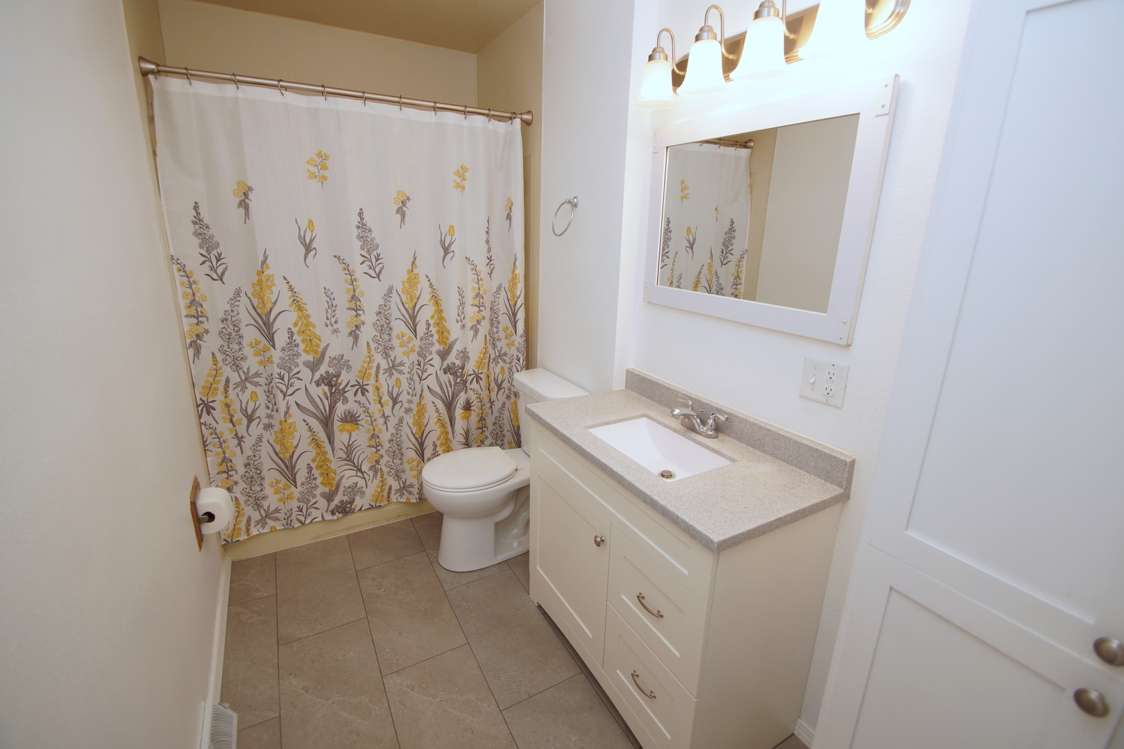 6711 Ridge Drive Davenport, IA 52806 - Photo 8 of 25