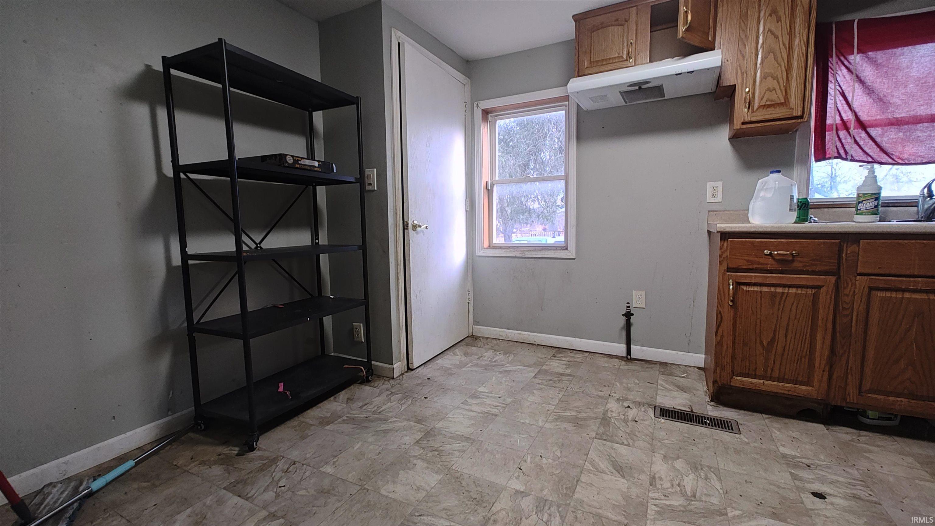 304 North Roosevelt Road Knox, IN 46534 - Photo 4 of 11 Gallery Image 4