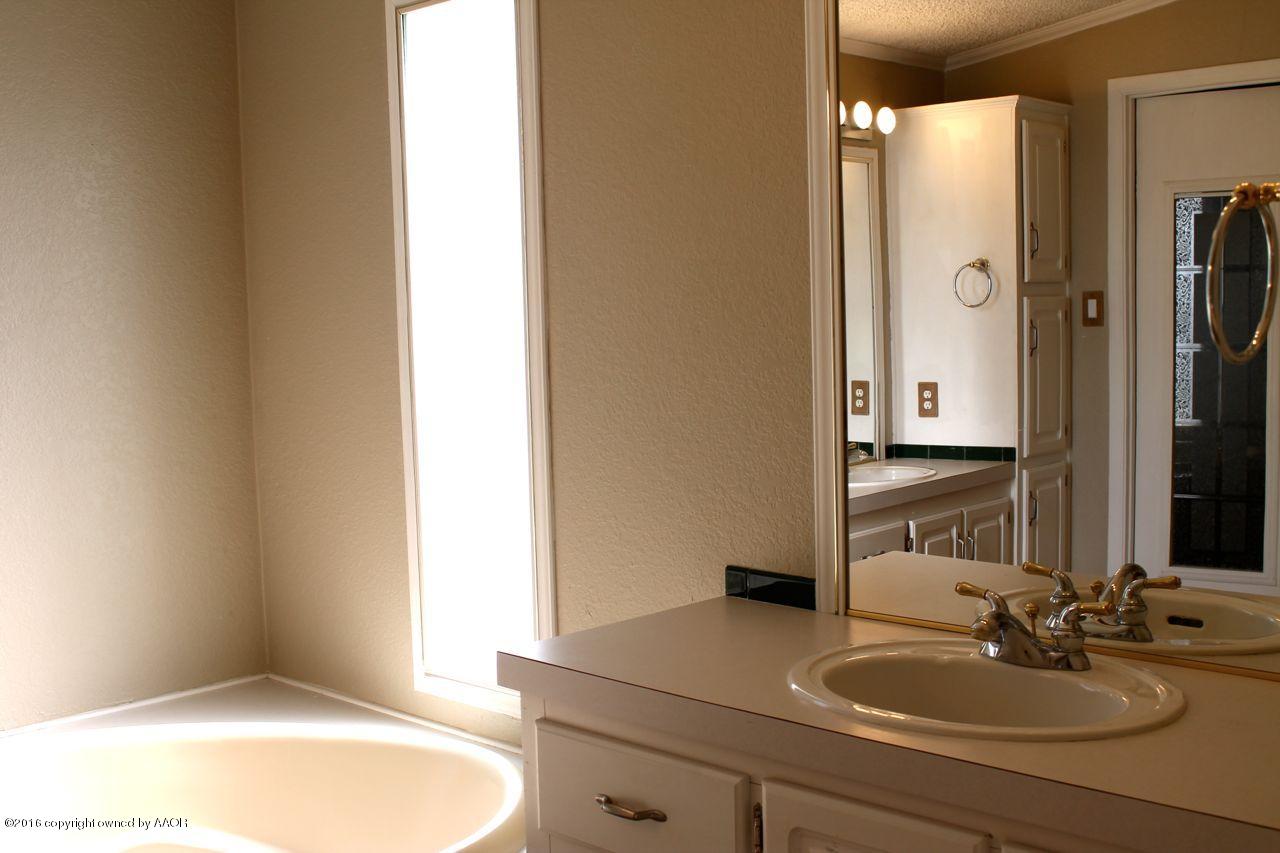 10701 Arlie Road Amarillo, TX 79108 - Photo 20 of 36 IMG_9828