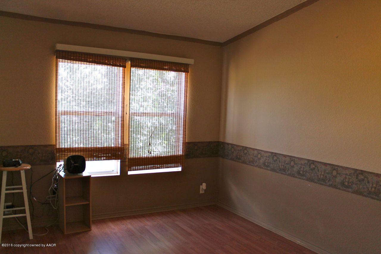 10701 Arlie Road Amarillo, TX 79108 - Photo 10 of 36 5th BR or office