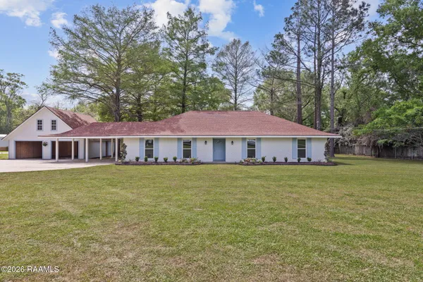 $320,000 | 720 Kidder Road, Carencro, LA 70520