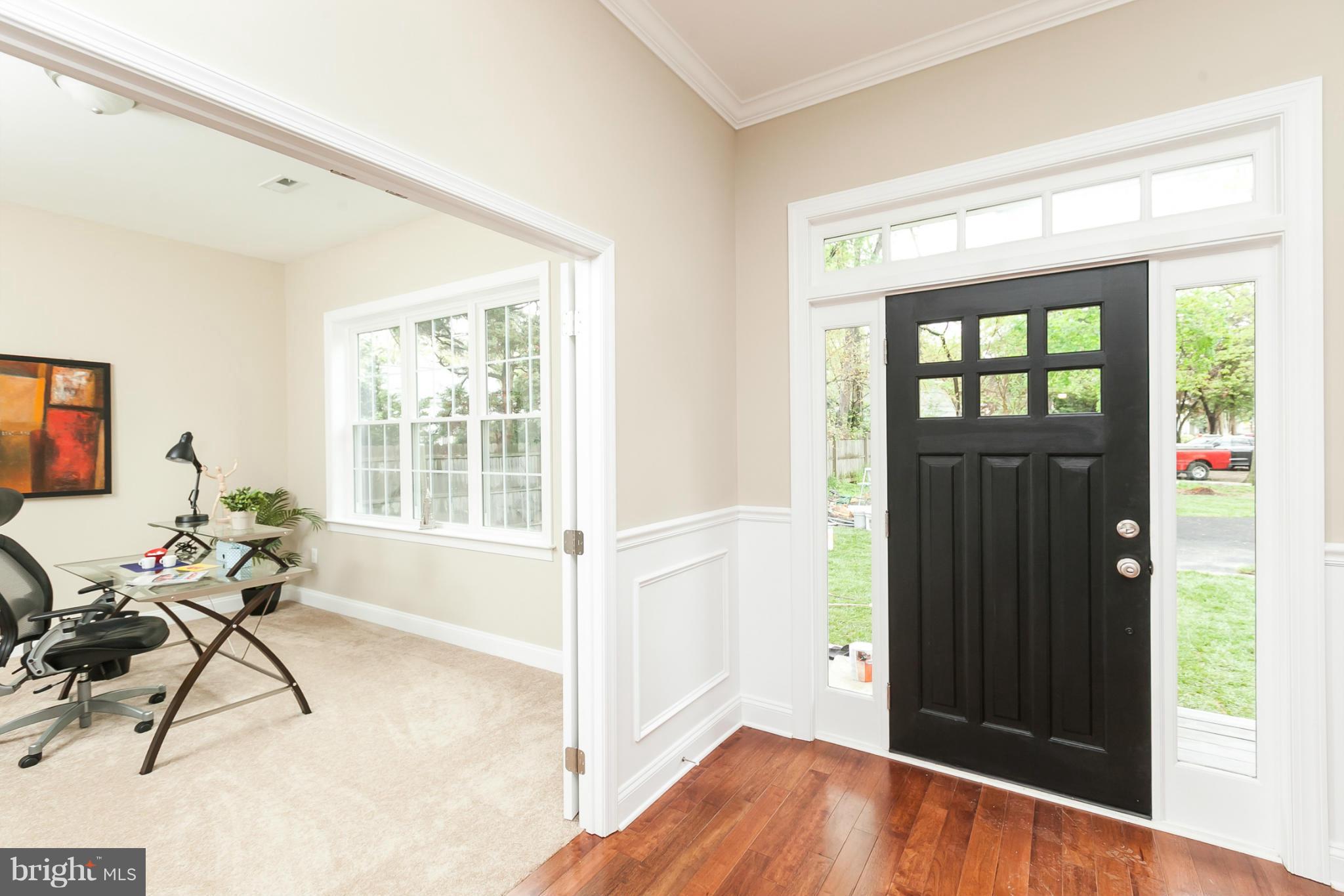 7722 West Shore Road Pasadena, MD 21122 - Photo 4 of 23 Interior (General)