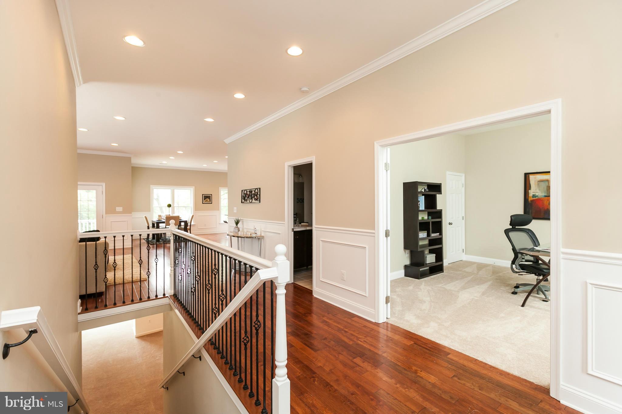 7722 West Shore Road Pasadena, MD 21122 - Photo 5 of 23 Interior (General)