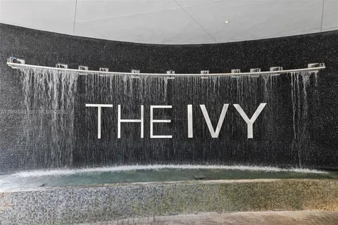 $419,000 | 90 Southwest 3rd Street, Unit 1608, Miami, FL 33130