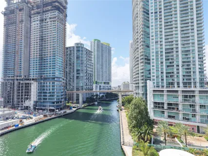 $419,000 | 90 Southwest 3rd Street, Unit 1608, Miami, FL 33130