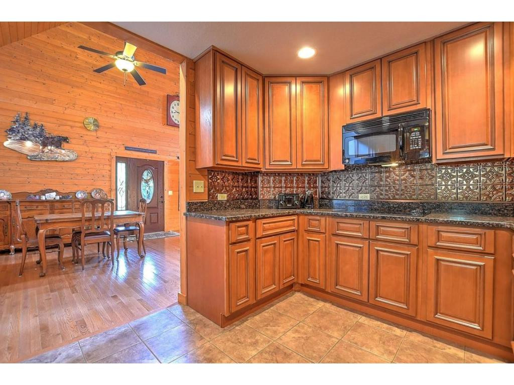 999 Gordon Ridge Road Butler, TN 37640 - Photo 15 of 35 Photo 15