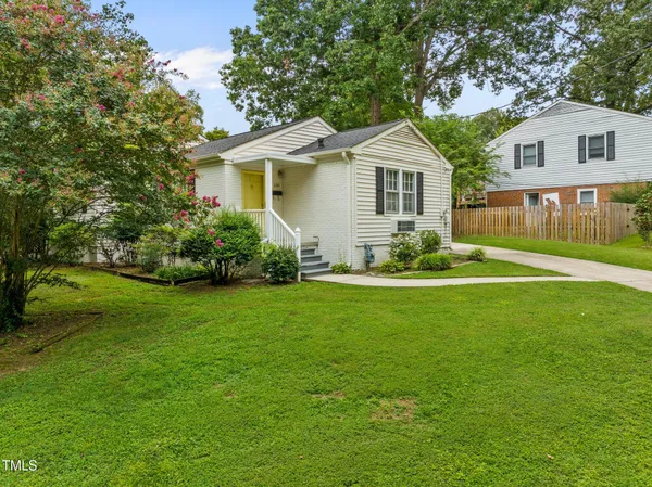 $2,575 | 530 Banks Street, Raleigh, NC 27604