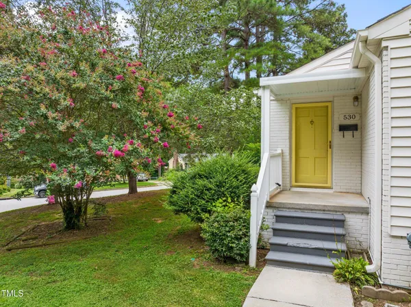 $2,575 | 530 Banks Street, Raleigh, NC 27604