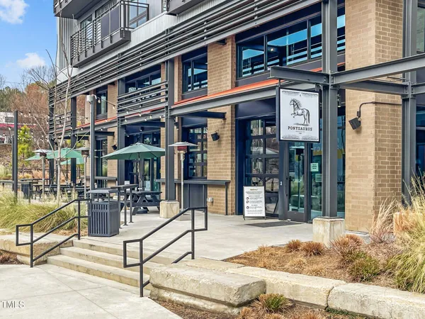 $2,575 | 530 Banks Street, Raleigh, NC 27604