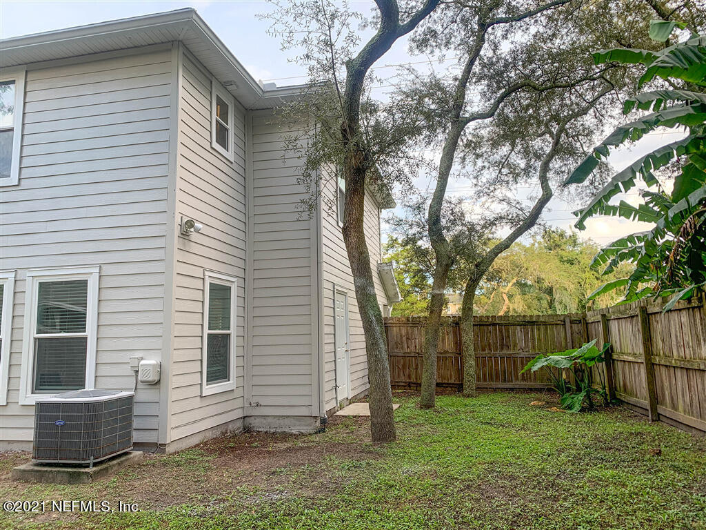 1038 Penman Road Jacksonville Beach, FL 32250 - Photo 6 of 19 146570penmanrd-61_146570_S