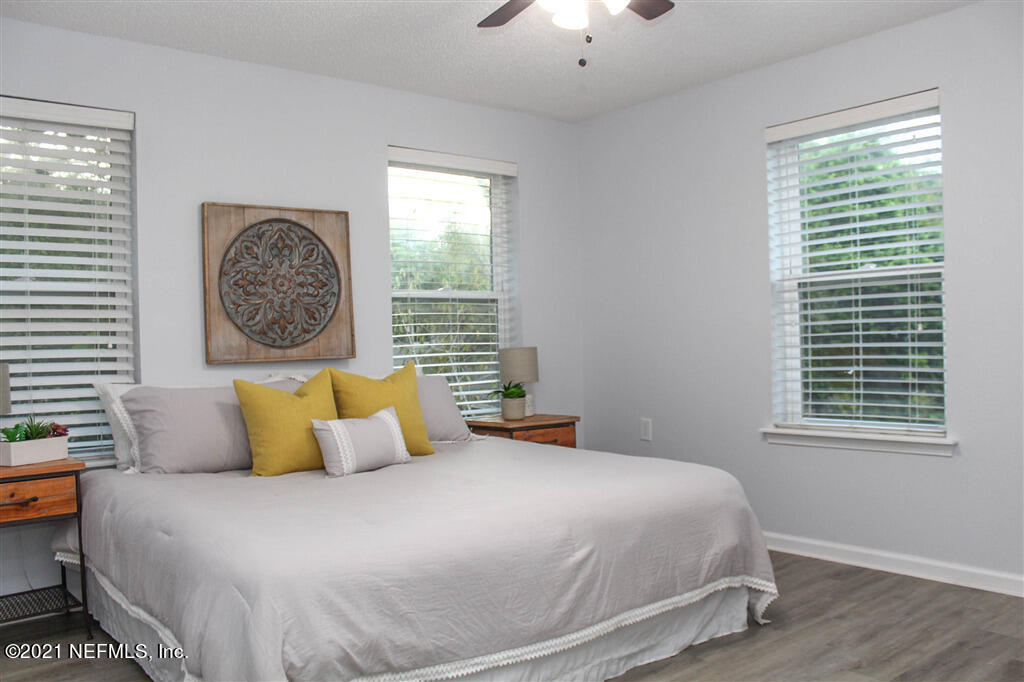 1038 Penman Road Jacksonville Beach, FL 32250 - Photo 10 of 19 146574penmanrd-29_146574_S