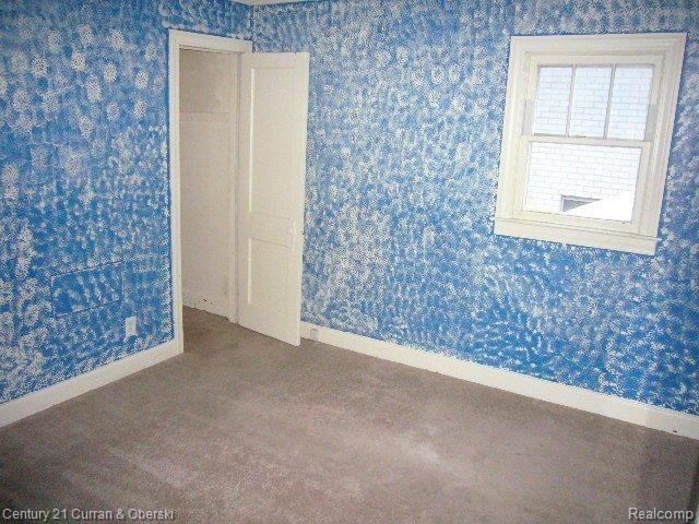 27640 Joy Road Livonia, MI 48150 - Photo 7 of 10 extras 010