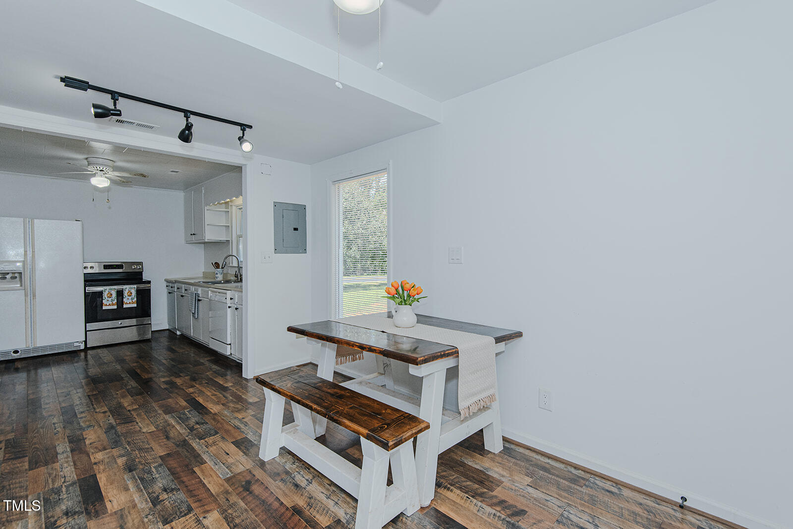 8204 Hebron Church Road Mebane, NC 27302 - Photo 21 of 59 Dining Area