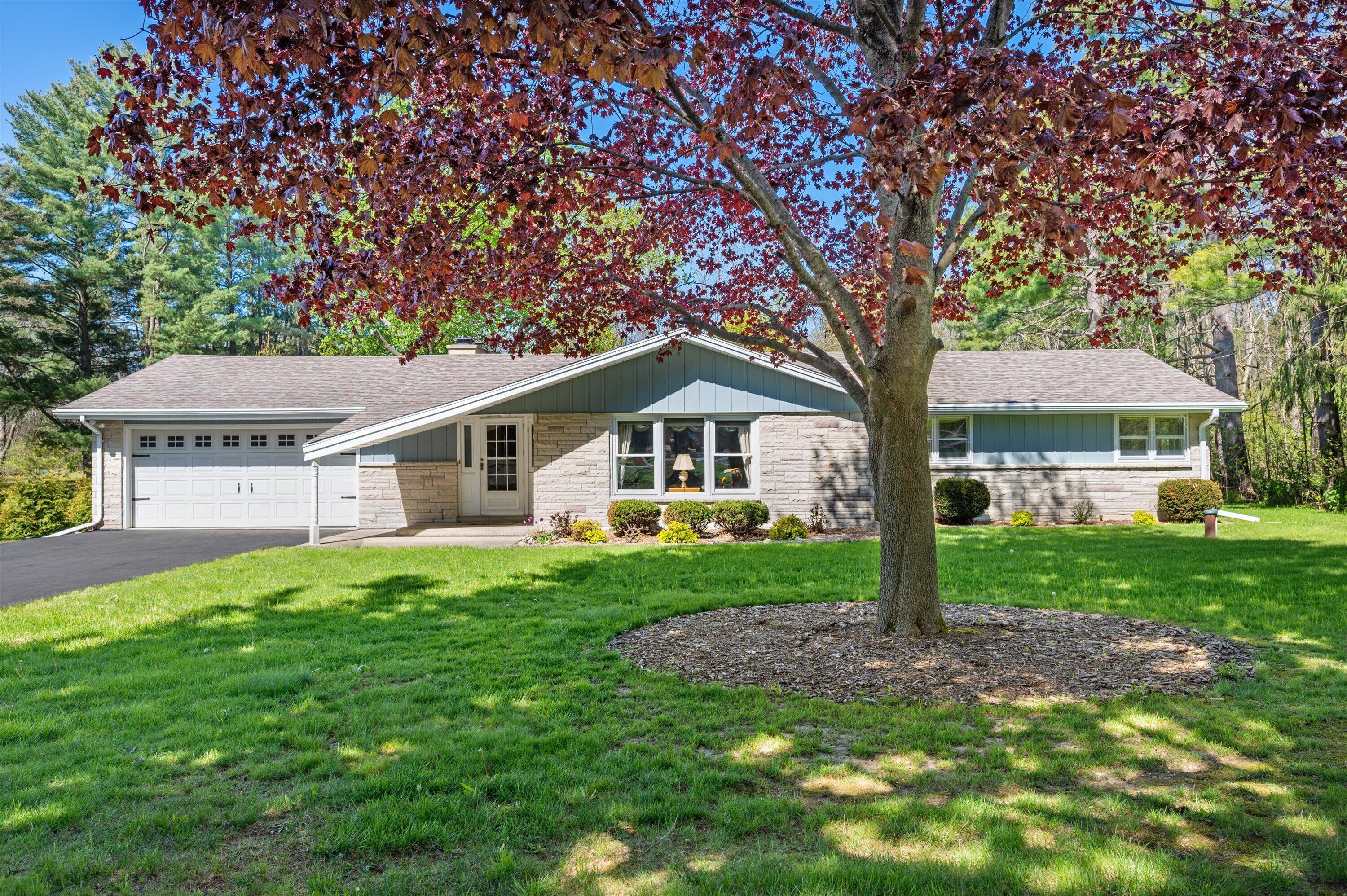 405 Plat Road Richfield, WI 53017 - Photo 1 of 42 Front