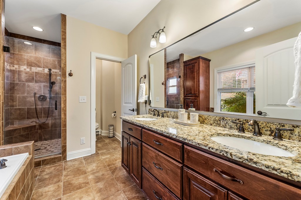 389 Paradise Point Abbeville, SC 29620 - Photo 17 of 77 Gallery Image 17
