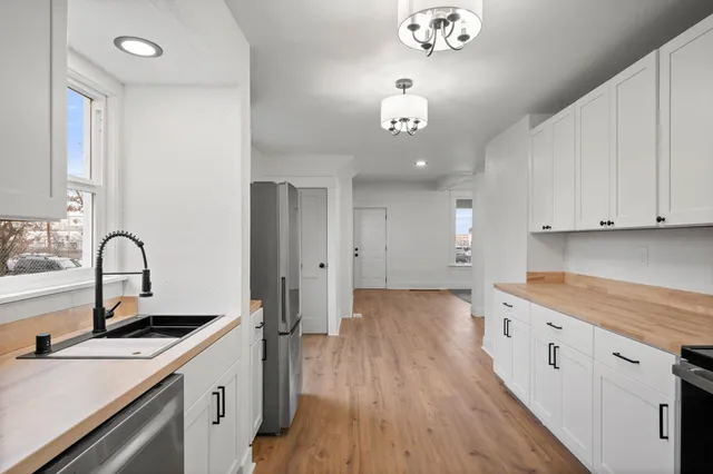 $299,000 | 2420 North Astor Street, Spokane, WA 99207