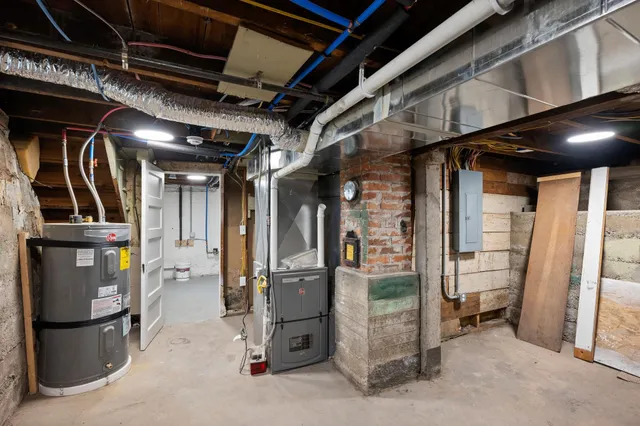 $299,000 | 2420 North Astor Street, Spokane, WA 99207