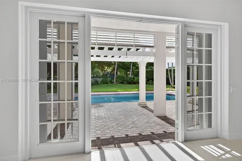 $1,700,000 | 1781 Harbor Pointe Circle, Weston, FL 33327