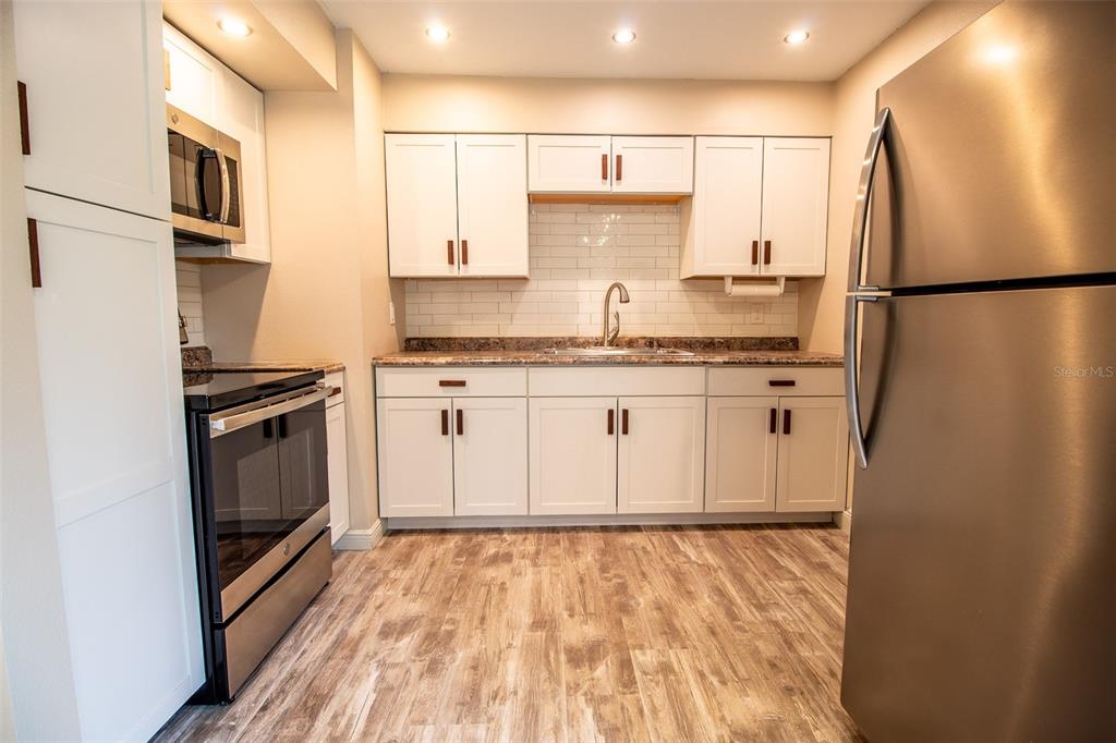 4625 Southwest 47th Way Gainesville, FL 32608 - Photo 10 of 41