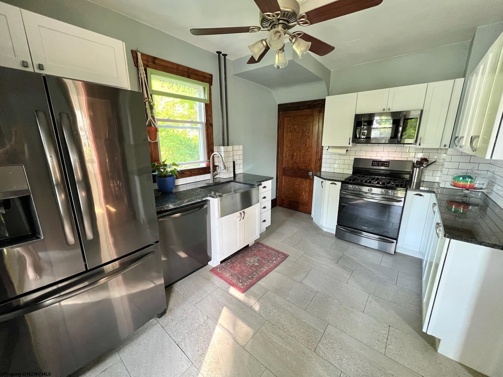 720 Ridgeway Avenue Morgantown, WV 26505 - Photo 4 of 30 Gallery Image 4
