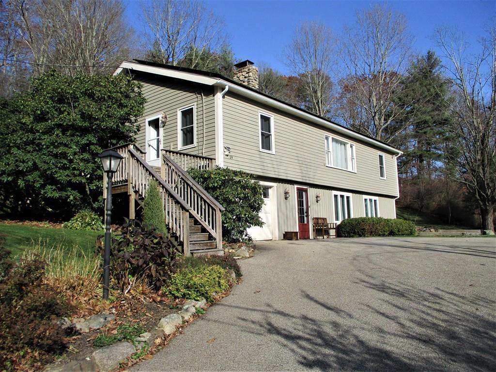19 Gold Nugget Road Spencer, MA 01562 - Photo 1 of 32 Gallery Image 1