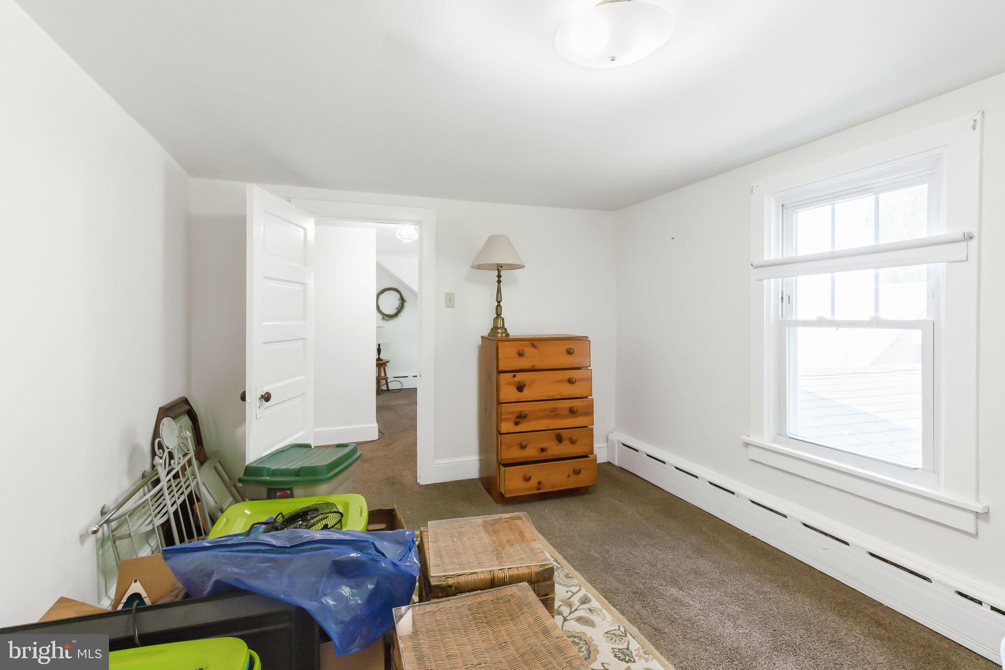 2860 Weaver Road Lancaster, PA 17601 - Photo 4 of 16