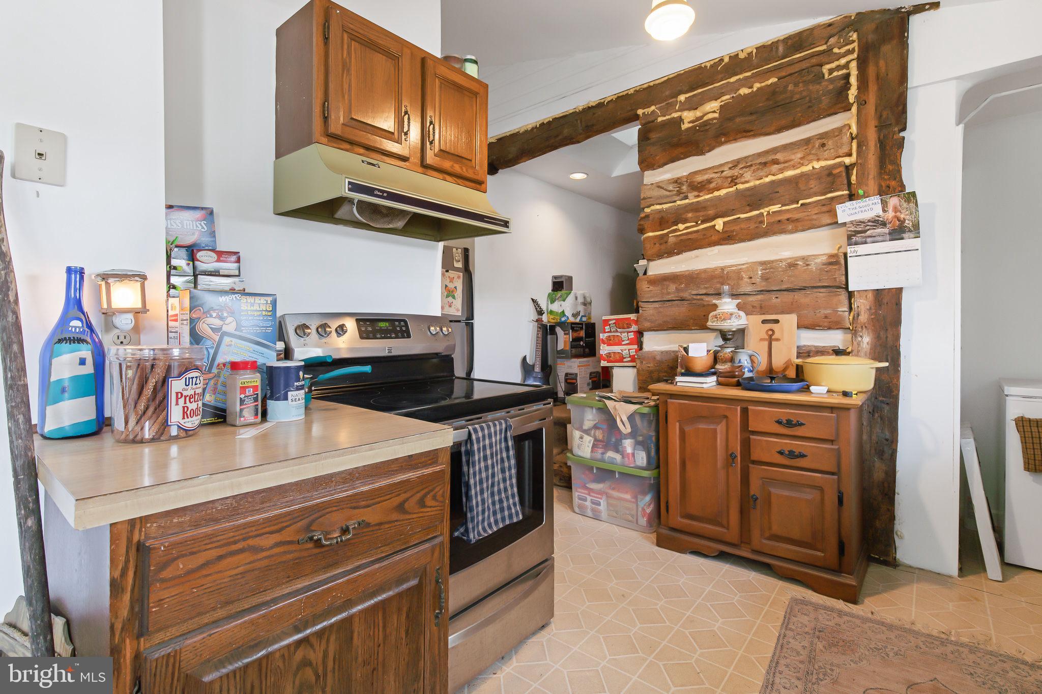2860 Weaver Road Lancaster, PA 17601 - Photo 6 of 16