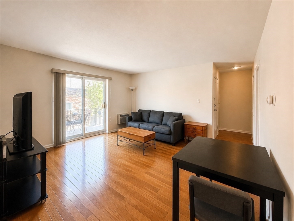 28 Westgate Road, Unit 5 Boston, MA 02467 - Photo 4 of 8