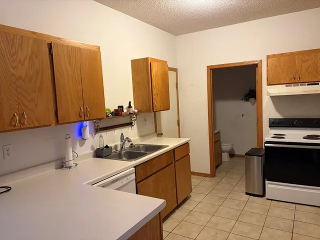 $185,000 | 543 Roundhouse Street, Shakopee, MN 55379