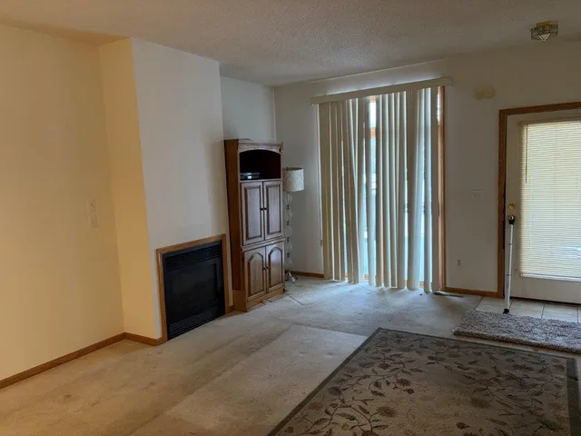 $185,000 | 543 Roundhouse Street, Shakopee, MN 55379