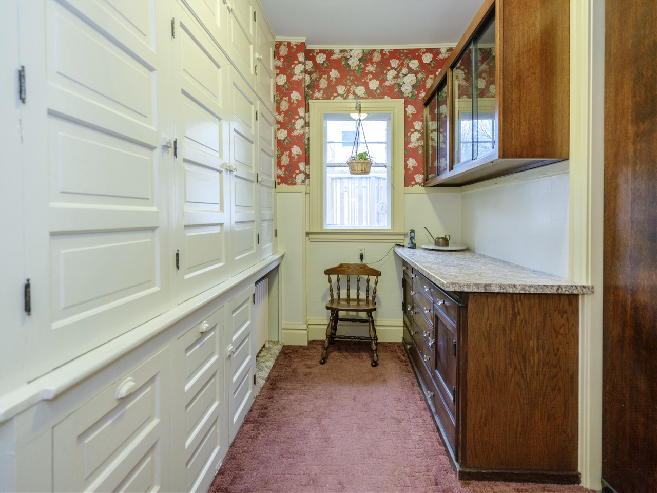 204 Monroe Street Kalamazoo, MI 49006 - Photo 11 of 36