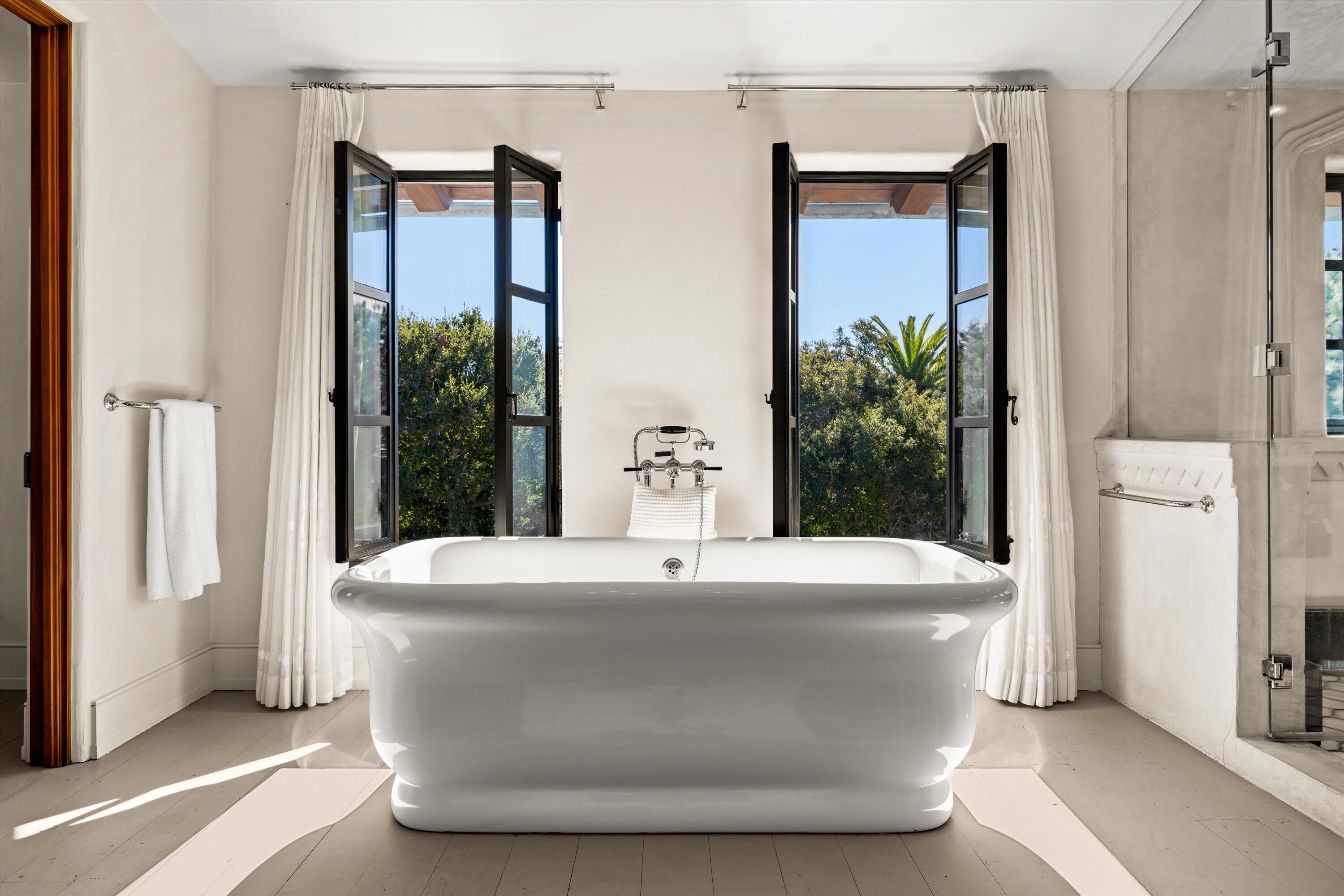 4689 Via Roblada Hope Ranch, CA 93110 - Photo 7 of 30 Primary bathroom