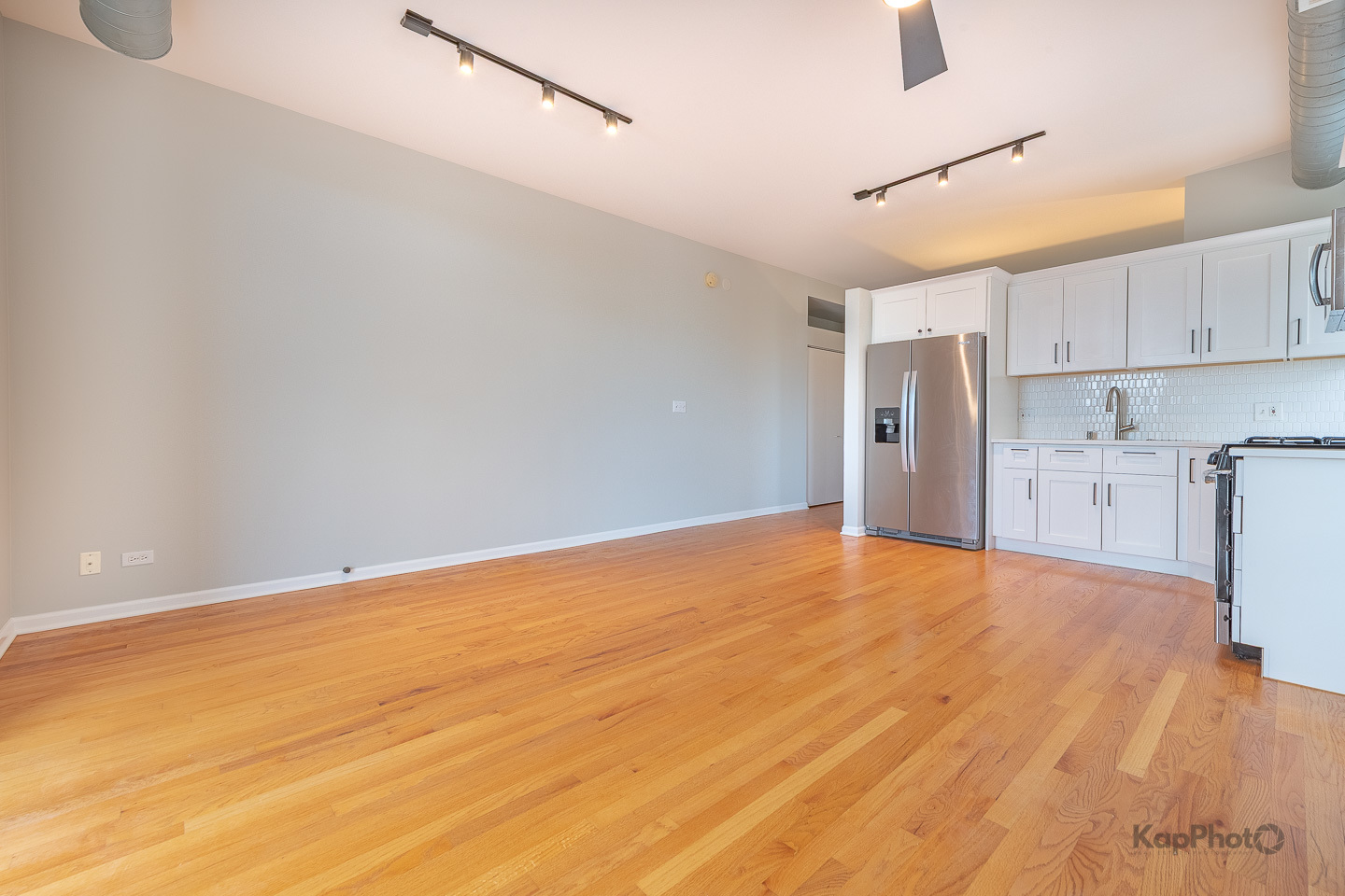 811 South Lytle Street, Unit 410 Chicago, IL 60607 - Photo 11 of 26 Gallery Image 11