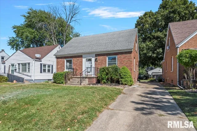 $164,900 | 2124 North 6th Street, Springfield, IL 62702