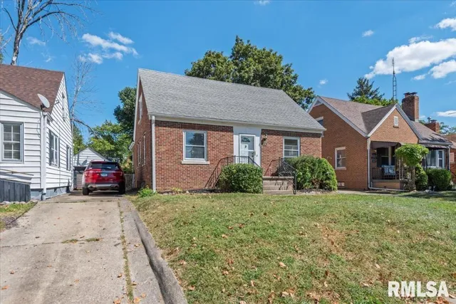 $164,900 | 2124 North 6th Street, Springfield, IL 62702