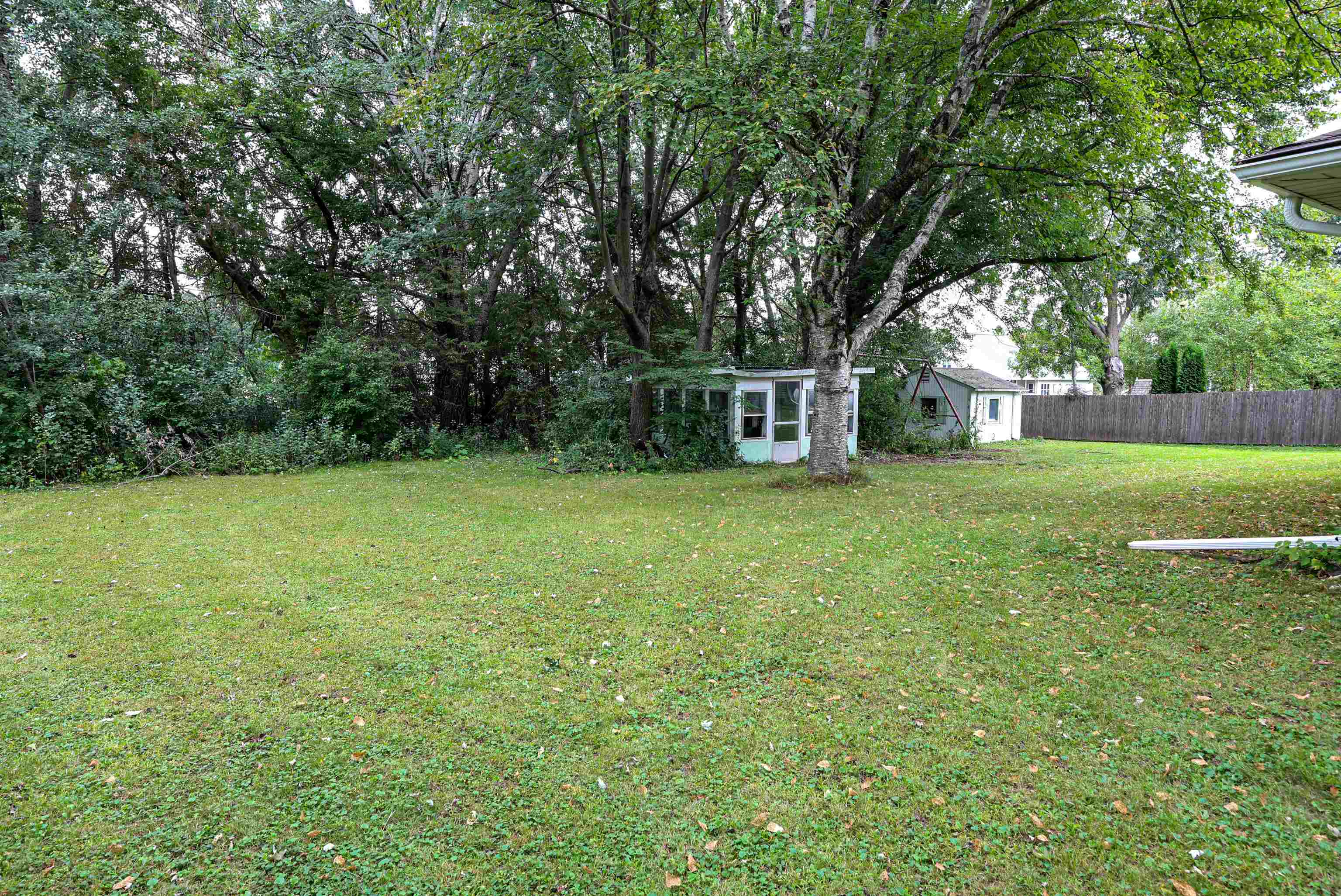 4939 North Meade Street Appleton, WI 54913 - Photo 4 of 44 Gallery Image 4