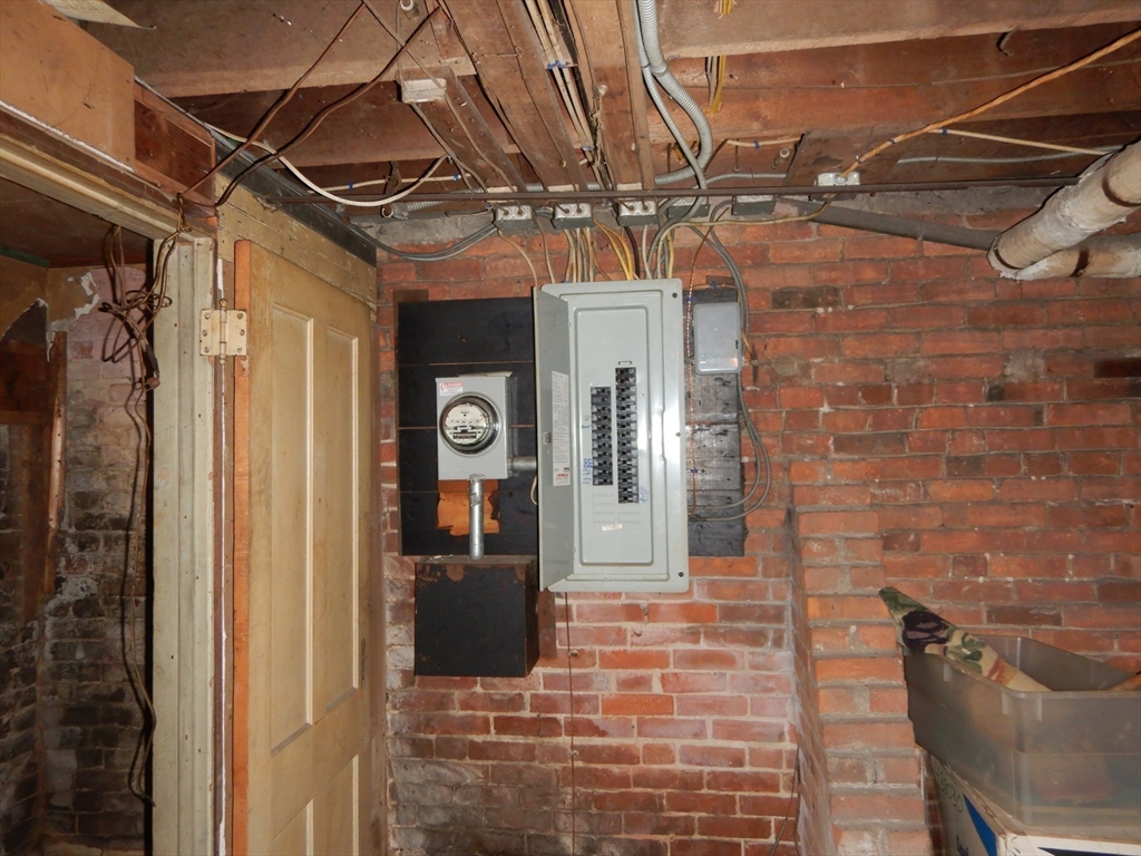 288 St James Avenue Springfield, MA 01109 - Photo 31 of 34 a view of a porch with a table and chairs